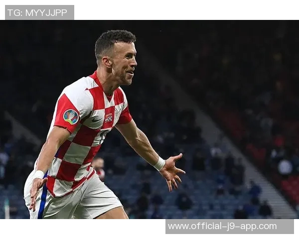 药厂与埃因霍温首发阵容揭晓弗莱肯宽萨蒂尔曼领衔佩里西奇出战 药厂与埃因霍温首发阵容揭晓弗莱肯宽萨蒂尔曼领衔佩里西奇出战