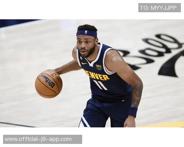 穆雷称赞瓦兰实力被低估认为其篮下表现稳定对抗能力强大 穆雷称赞瓦兰实力被低估认为其篮下表现稳定对抗能力强大