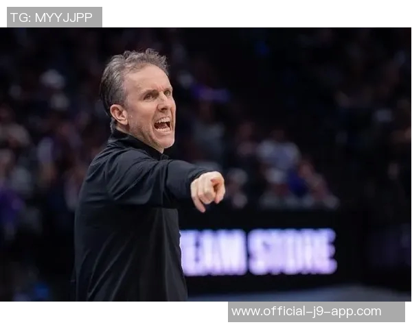 惠特摩尔赞基夫教练风格严厉直率深得我心 惠特摩尔赞基夫教练风格严厉直率深得我心