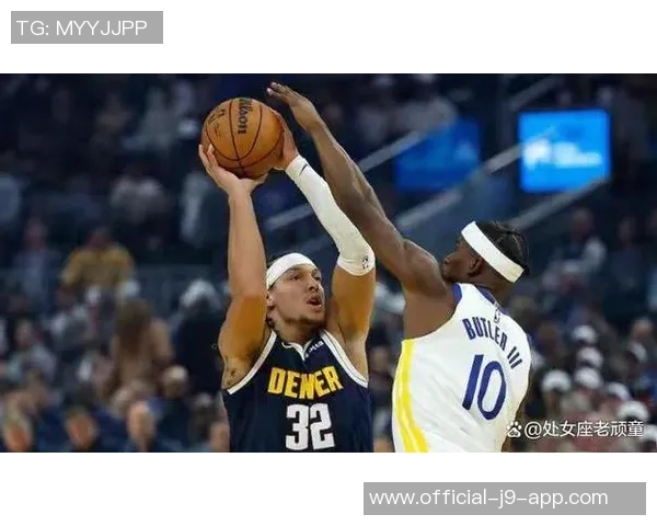 戈登高效表现三分球命中率惊人阿德尔曼称赞其聪明打球无勉强出手 戈登高效表现三分球命中率惊人阿德尔曼称赞其聪明打球无勉强出手