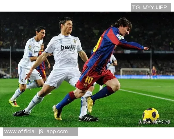 阿隆索坚决反对巴萨与黄潜的西甲海外赛称其为扭曲现象 阿隆索坚决反对巴萨与黄潜的西甲海外赛称其为扭曲现象