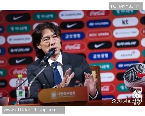 洪明甫强调韩国队11月专注比赛结果以提升世界杯排名