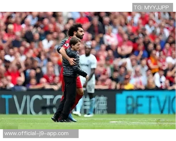 埃基蒂克在巴黎首次感受失败期待与萨拉赫携手进球