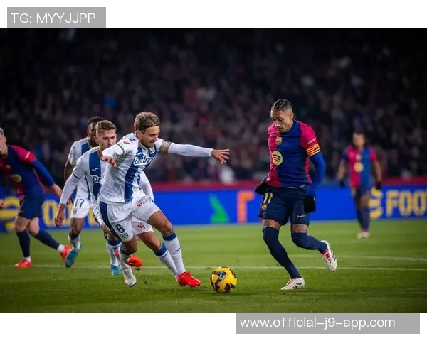 拉菲尼亚腿筋受伤复出再推迟无缘国家德比将缺阵一个月 拉菲尼亚腿筋受伤复出再推迟无缘国家德比将缺阵一个月