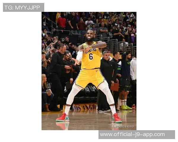 A史密斯质疑詹姆斯关键时刻表现是否与赛前饮酒有关 A史密斯质疑詹姆斯关键时刻表现是否与赛前饮酒有关