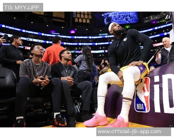 布朗尼逐渐融入球队但进攻能力不足仍难以在NBA立足